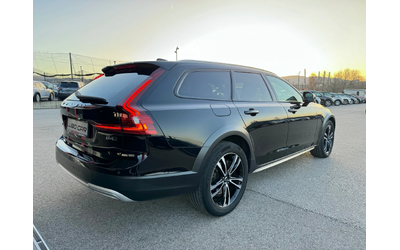 volvo-v90-cross-country - 4