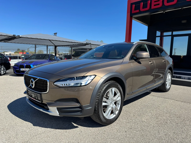 Volvo V90 Cross Country 2.0D-D4-AWD-PILOT ASSIST-ПОДГРЕВ-ПАНОРАМА-TOP - автомобили, коли, обяви за нови и употребявани 2