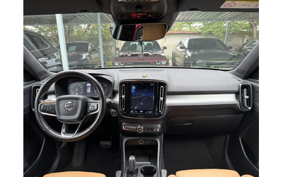 Volvo XC40 D4 AWD - автомобили, коли, обяви за нови и употребявани 12