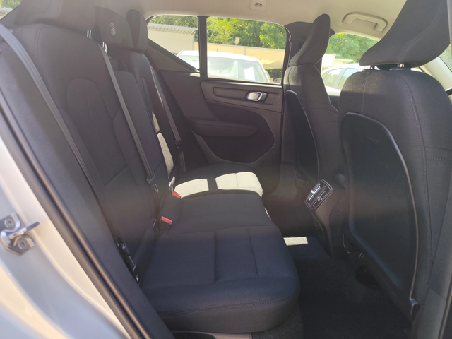 Volvo XC40 2.0D* FULL-LED* NAVI* EURO 6D* - автомобили, коли, обяви за нови и употребявани 11