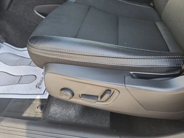 Volvo XC40 * T4 AWD Momentum * CARFAX * ЦЕНА ДО БГ - автомобили, коли, обяви за нови и употребявани 10