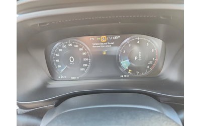 Volvo XC40 * T4 AWD Momentum * CARFAX * ЦЕНА ДО БГ - автомобили, коли, обяви за нови и употребявани 7