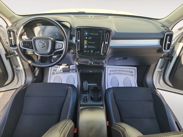 Volvo XC40 * T4 AWD Momentum * CARFAX * ЦЕНА ДО БГ - автомобили, коли, обяви за нови и употребявани 8