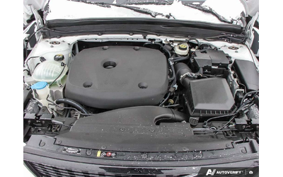 Volvo XC40 * R Design * CARFAX * ЦЕНА ДО БГ - автомобили, коли, обяви за нови и употребявани 14