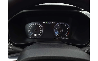 Volvo XC40 * R Design * CARFAX * ЦЕНА ДО БГ - автомобили, коли, обяви за нови и употребявани 10