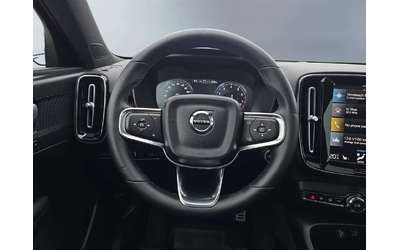 Volvo XC40 * R Design * CARFAX * ЦЕНА ДО БГ - автомобили, коли, обяви за нови и употребявани 9