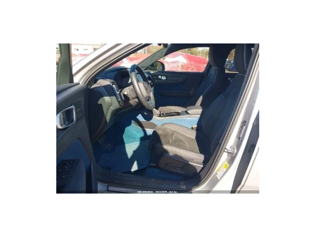 Volvo XC40 RECHARGE PURE ELECTRIC TWIN ULTIMATE - автомобили, коли, обяви за нови и употребявани 4