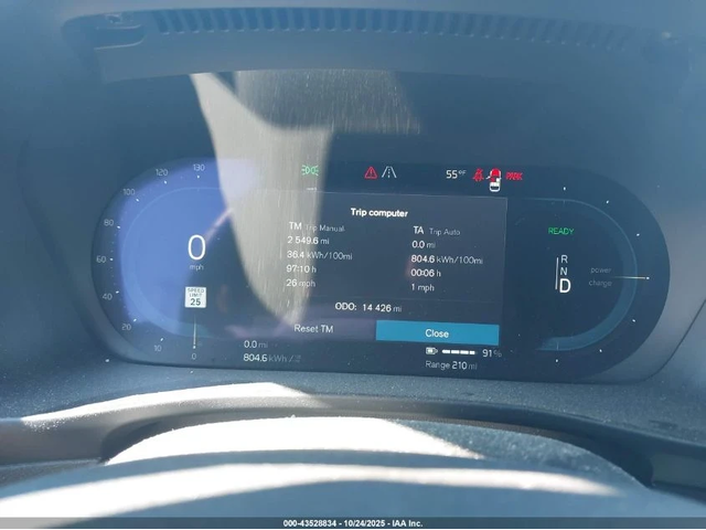 Volvo XC40 RECHARGE PURE ELECTRIC TWIN ULTIMATE - автомобили, коли, обяви за нови и употребявани 6