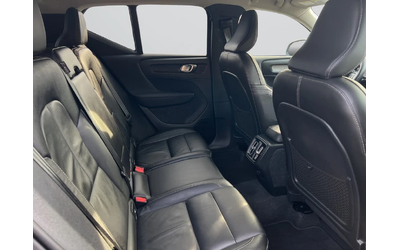 Volvo XC40 B5 Core AWD - автомобили, коли, обяви за нови и употребявани 14