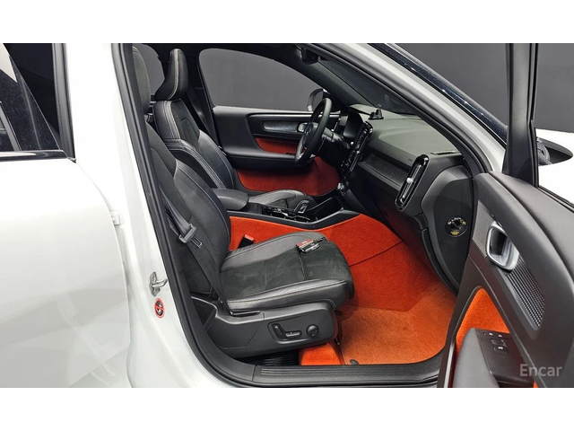 Volvo XC40 * T4* R-DESIGN* КОЖА* ПОДГРЕВ* TOP* - автомобили, коли, обяви за нови и употребявани 10