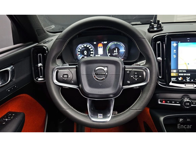 Volvo XC40 * T4* R-DESIGN* КОЖА* ПОДГРЕВ* TOP* - автомобили, коли, обяви за нови и употребявани 12