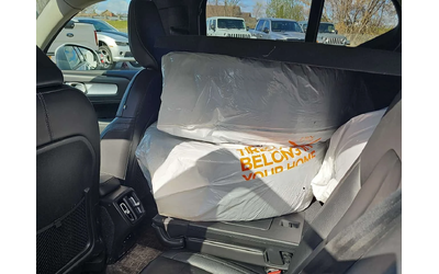 Volvo XC40 * Momentum * 360 * КОМПЛЕКТ ДЖАНТИ * ПОДГРЕВ * NAV - автомобили, коли, обяви за нови и употребявани 9