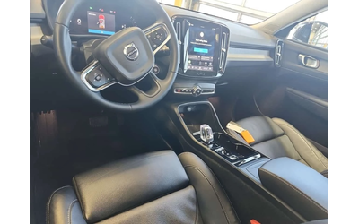 Volvo XC40 PLUS BRIGHT THEME| ПАМЕТ| ПАНОРАМА| 2 КЛЮЧА| - автомобили, коли, обяви за нови и употребявани 9