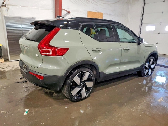 Volvo XC40 RECHARGE ULTIMATE AWD - автомобили, коли, обяви за нови и употребявани 2