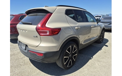 Volvo XC40 2025 Volvo XC40 ULTRA DARK THEME - автомобили, коли, обяви за нови и употребявани 2
