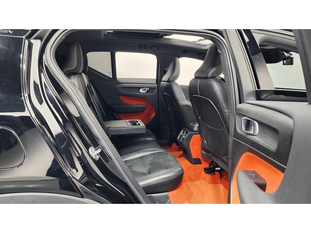 Volvo XC40 2018* R-DESIGN* DISTRONIK* DIGITAL* PANO* КРАЙНА Ц - автомобили, коли, обяви за нови и употребявани 14