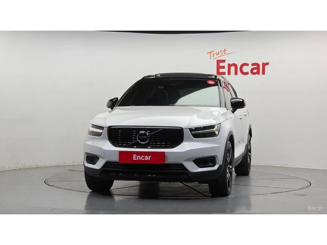 Volvo XC40 T4* R-Design* КОЖА* ПОДГРЕВ* ПАНО* КАМЕРА* - автомобили, коли, обяви за нови и употребявани 2