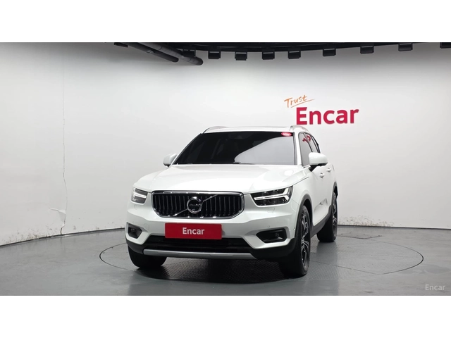 Volvo XC40 B4 Inscription* КОЖА* НАВИ* ПАНО* 360 - автомобили, коли, обяви за нови и употребявани 2