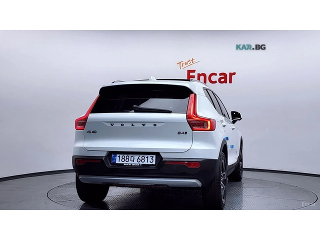 Volvo XC40 B4 Inscription* КОЖА* НАВИ* ПАНО - автомобили, коли, обяви за нови и употребявани 3