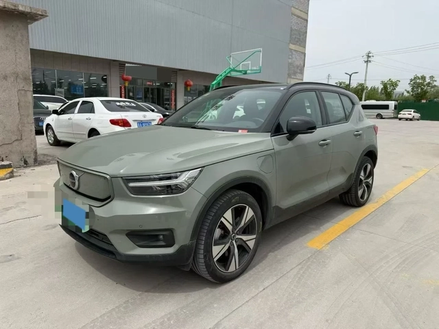 Volvo XC40 | ПАНОРАМА | ЗАДНА КАМЕРА | KEYLESS | - автомобили, коли, обяви за нови и употребявани 0