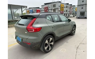 volvo-xc40 - 3
