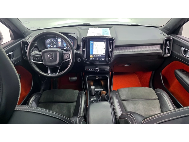 Volvo XC40 T4 R-Design - автомобили, коли, обяви за нови и употребявани 5