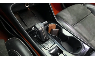 Volvo XC40 T4 R-Design - автомобили, коли, обяви за нови и употребявани 7