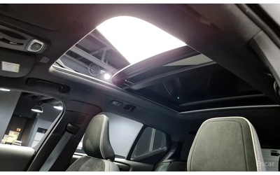 Volvo XC40 B4* R Disign* ПОДГРЕВ ЗАДЕН РЕД* ОБДУХ* FULL* - автомобили, коли, обяви за нови и употребявани 15