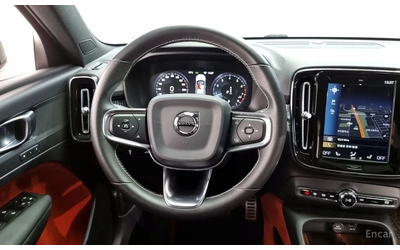Volvo XC40 B4* R Disign* ПОДГРЕВ ЗАДЕН РЕД* ОБДУХ* FULL* - автомобили, коли, обяви за нови и употребявани 6