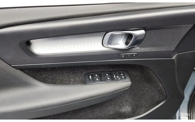 Volvo XC40 T4 Inscription* ЛИЗИНГ* - автомобили, коли, обяви за нови и употребявани 10