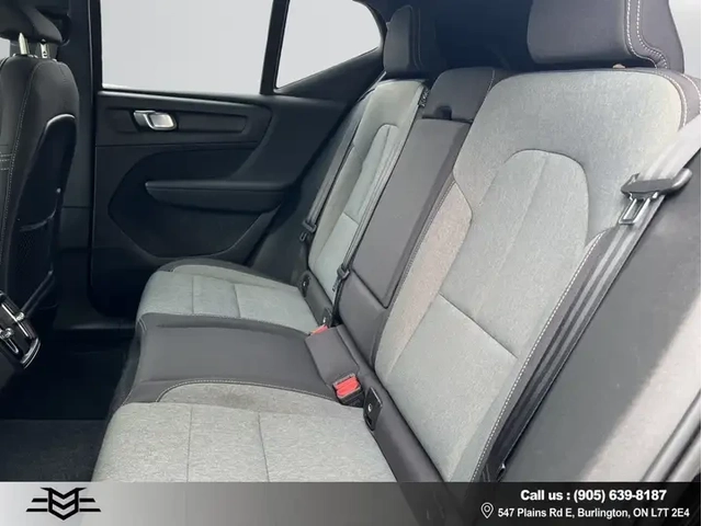 Volvo XC40 2 Ключа* Камера* Сервизна - автомобили, коли, обяви за нови и употребявани 8