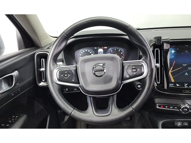 Volvo XC40 T4 Inscription* ЛИЗИНГ* - автомобили, коли, обяви за нови и употребявани 15