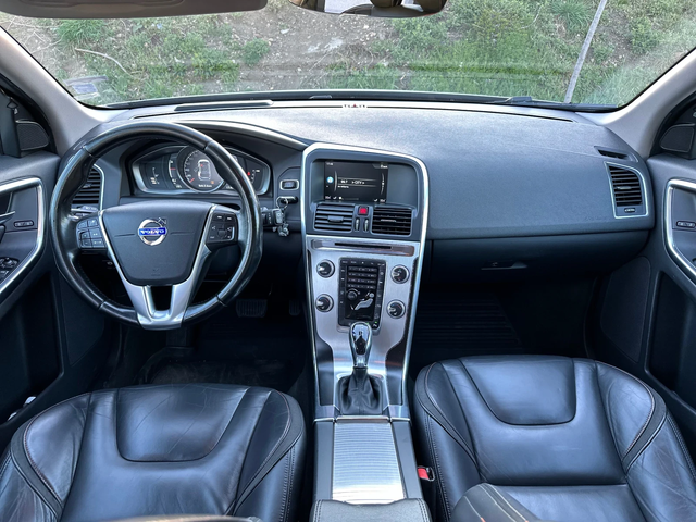 Volvo XC60 2.4D* OCEAN RACE* 4Х4* АВТОМАТИК* - автомобили, коли, обяви за нови и употребявани 10