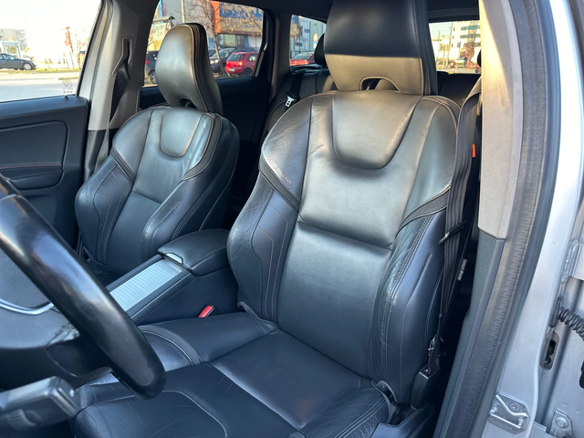 Volvo XC60 2.4D* OCEAN RACE* 4Х4* АВТОМАТИК* - автомобили, коли, обяви за нови и употребявани 11