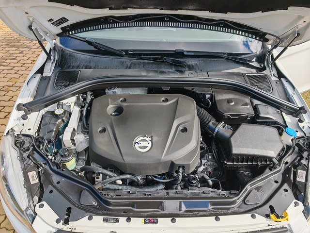 Volvo XC60 2.0-D4-НАВИ-КОЖА - автомобили, коли, обяви за нови и употребявани 14