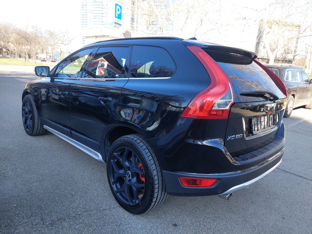 Volvo XC60 D3 2, 4D 163ps - автомобили, коли, обяви за нови и употребявани 4