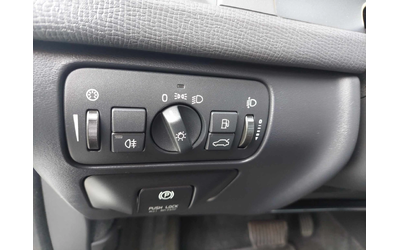 Volvo XC60 D4 2, 0d 163ps AUTOMATIC - автомобили, коли, обяви за нови и употребявани 10