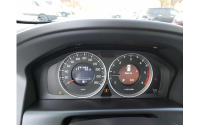 Volvo XC60 D4 2, 0d 163ps AUTOMATIC - автомобили, коли, обяви за нови и употребявани 9