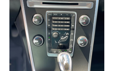 Volvo XC60 2.4D4 AWD - автомобили, коли, обяви за нови и употребявани 12