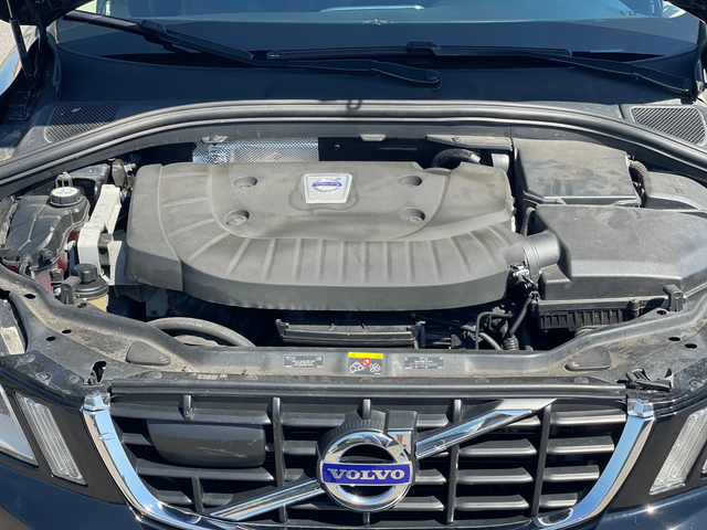 Volvo XC60 2.4D4 AWD - автомобили, коли, обяви за нови и употребявани 16