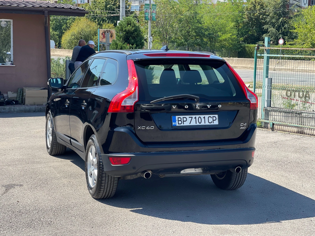 Volvo XC60 2.4D4 AWD - автомобили, коли, обяви за нови и употребявани 3
