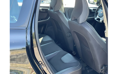 Volvo XC60 2.4D4 AWD - автомобили, коли, обяви за нови и употребявани 6