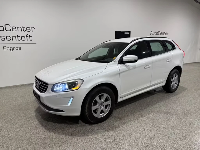Volvo XC60 2.0 D4 Momentum 181ps Geartronic Xenon Navi - автомобили, коли, обяви за нови и употребявани 5
