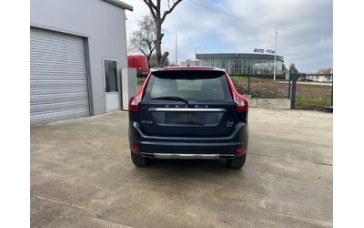 Volvo XC60 2.4 D 4x4 - автомобили, коли, обяви за нови и употребявани 6