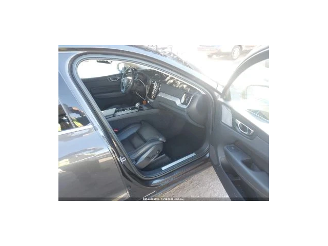 Volvo XC60 RECHARGE PLUG-IN HYBRID T8 INSCRIPTION EXTENDED R - автомобили, коли, обяви за нови и употребявани 4