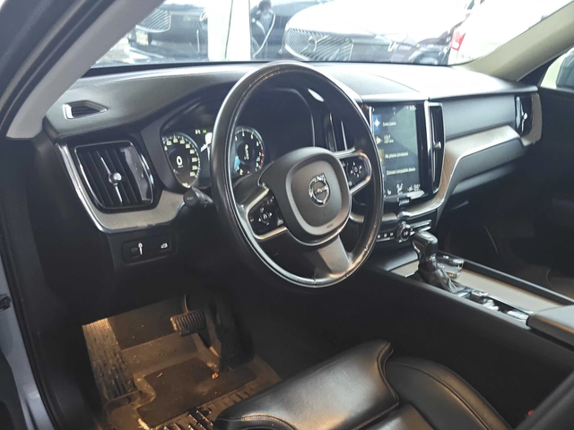 Volvo XC60 360view* обдух* дигитал* подгрев* Inscription* пан - автомобили, коли, обяви за нови и употребявани 5