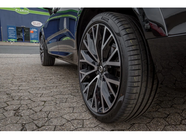 Volvo XC60 R-Design - автомобили, коли, обяви за нови и употребявани 4