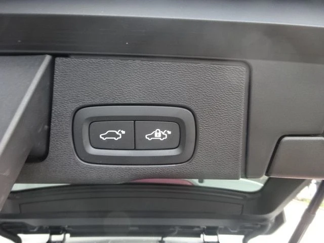 Volvo XC60 - автомобили, коли, обяви за нови и употребявани 10