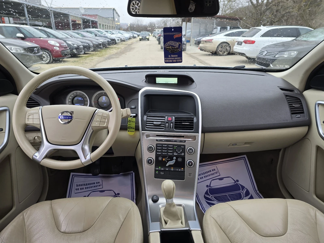 Volvo XC60 2.4D4 4Х4 163к.с - автомобили, коли, обяви за нови и употребявани 14