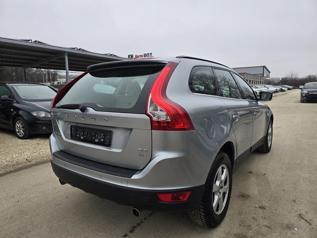 Volvo XC60 2.4D4 4Х4 163к.с - автомобили, коли, обяви за нови и употребявани 3
